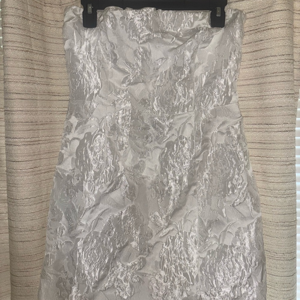 Vici Strapless jacquard Dress